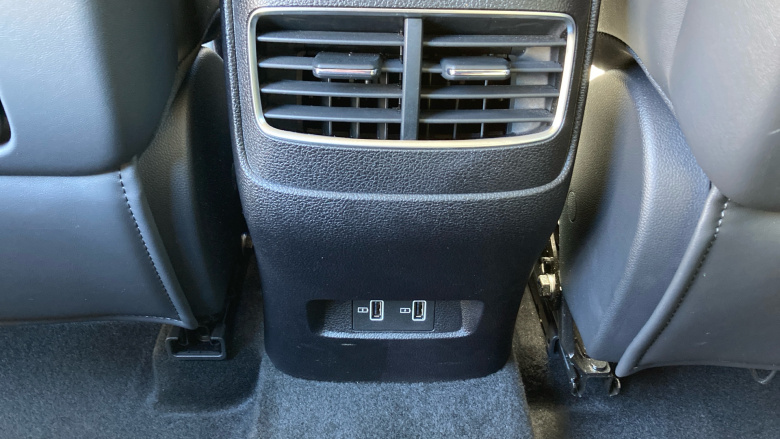 MG HS 1.5 T-GDI Trophy 5dr DCT Petrol Hatchback